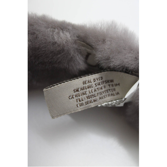 UGG Shearling Warm Earmuff Headphones Wearable Tech NEW - Picture 7 of 9